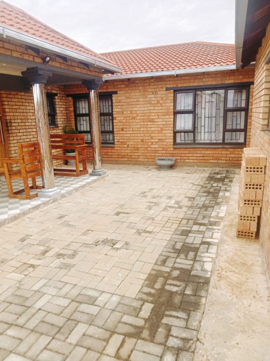3 Bedroom Property for Sale in Thaba Nchu Free State